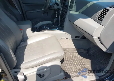 2005 Jeep Grand Cherokee Laredo из США, поврежденный, VIN 1J8HR48N55C704631